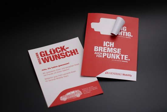 Glückwunschkarte als Aufkleberkarte mit 2 angestanzten Aufklebern