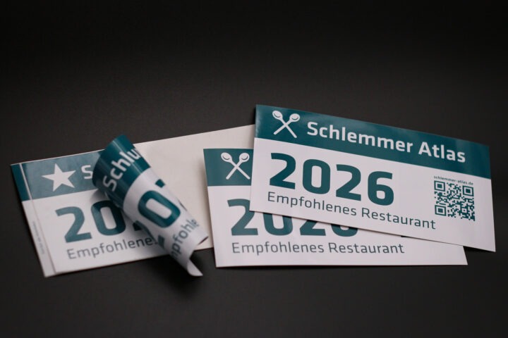 Aufkleber bedruckt von beiden Seiten zum Verkleben an eine Glasscheibe